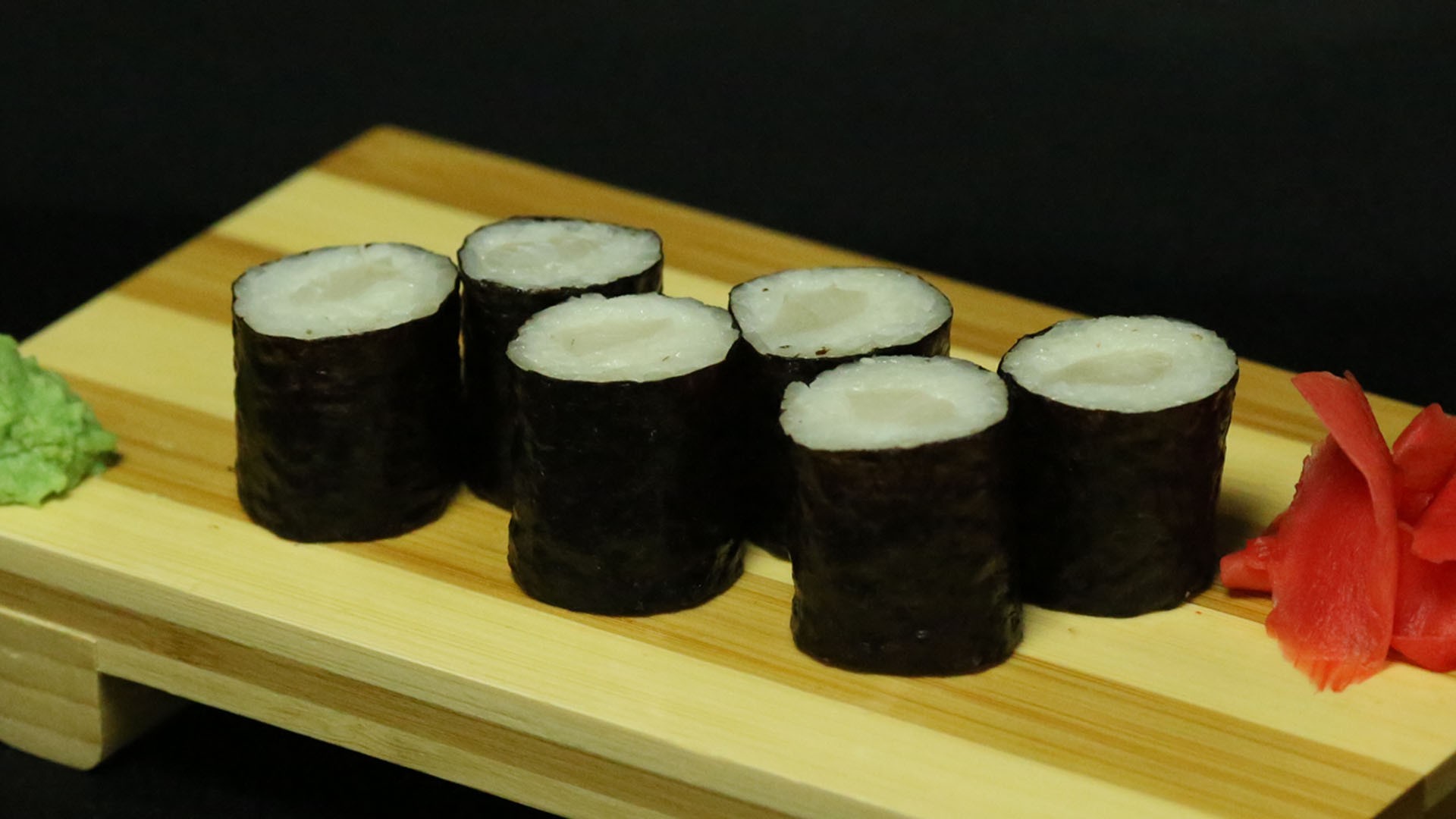 Мини ролл с морским окунем